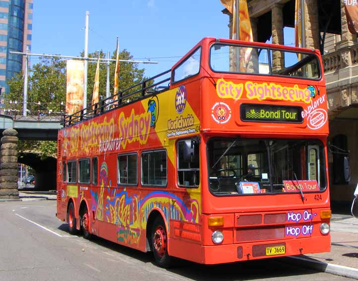 City Sightseeing Sydney Tour MCW Metrobus 424